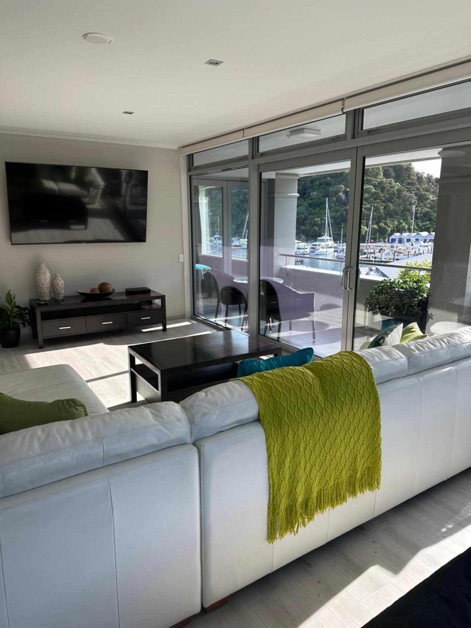 Picton Waterfront Apartments Kültér fotó